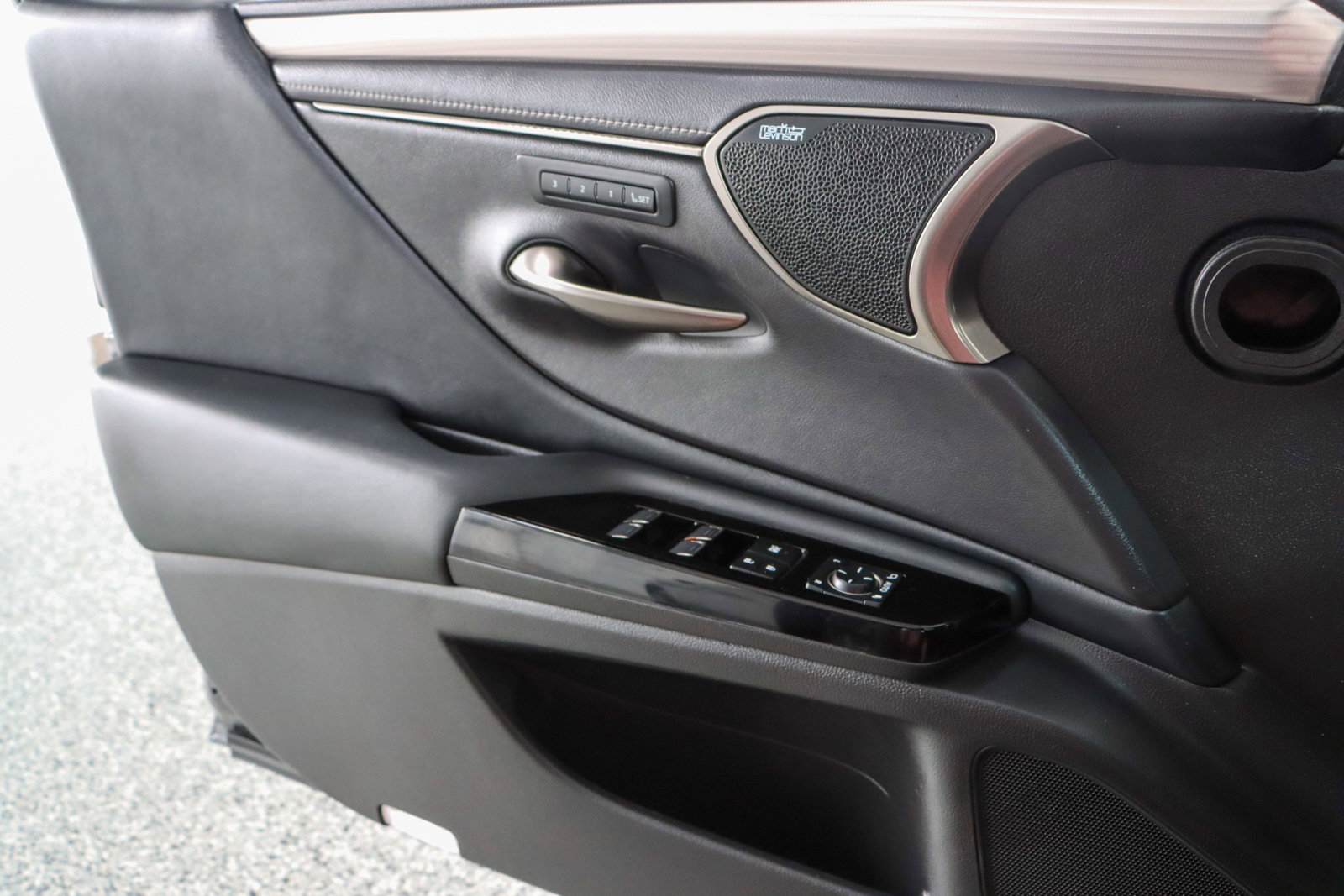 Used 2022 Lexus ES 350 F Sport FWD image 23