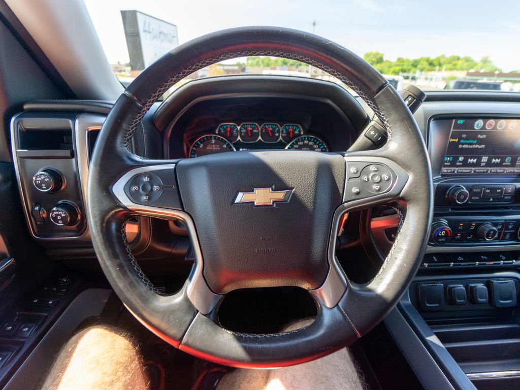 Used 2016 Chevrolet Silverado 1500 LTZ Z71 w/ Midnight Edition image 21