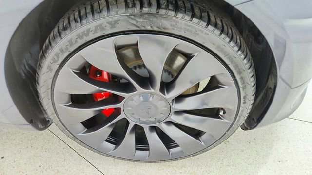 Used 2023 Tesla Model 3 Performance image 50