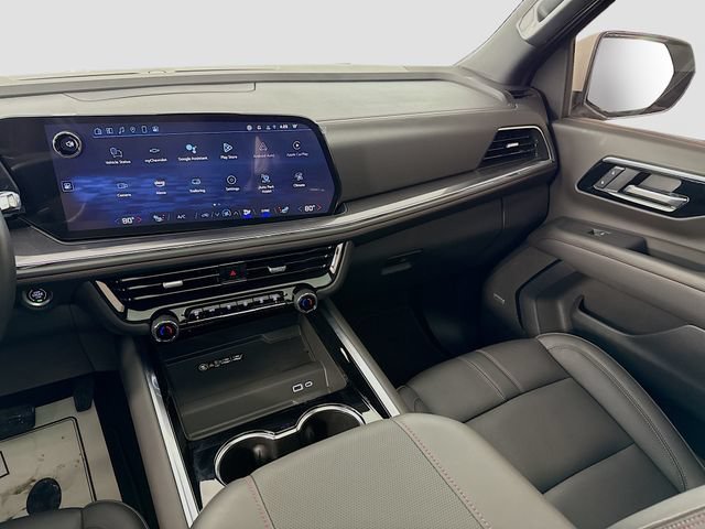 Used 2025 Chevrolet Suburban RST w/ RST Capability Package AWD/4WD image 26
