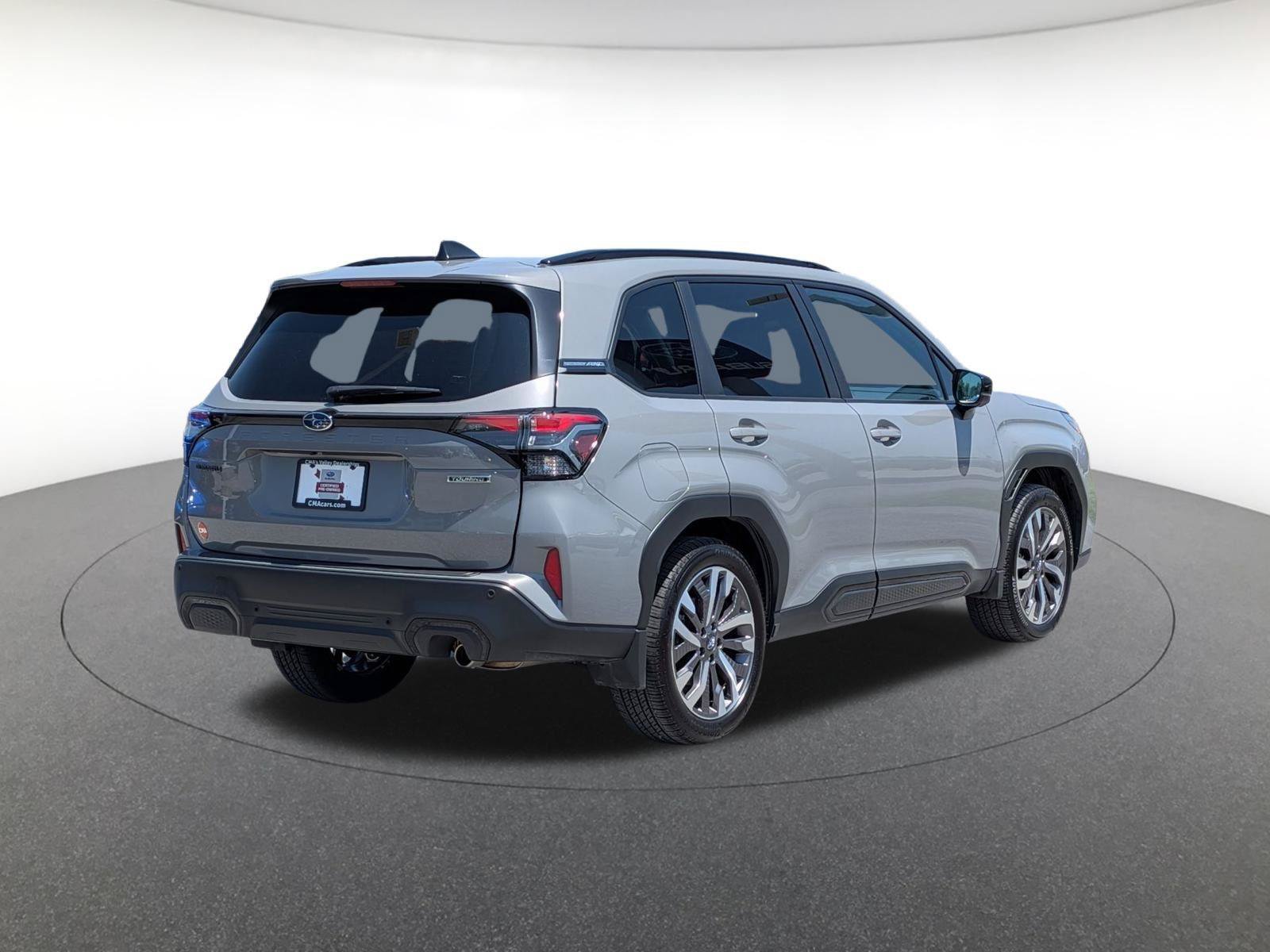 Used 2026 Subaru Forester Touring AWD/4WD image 7