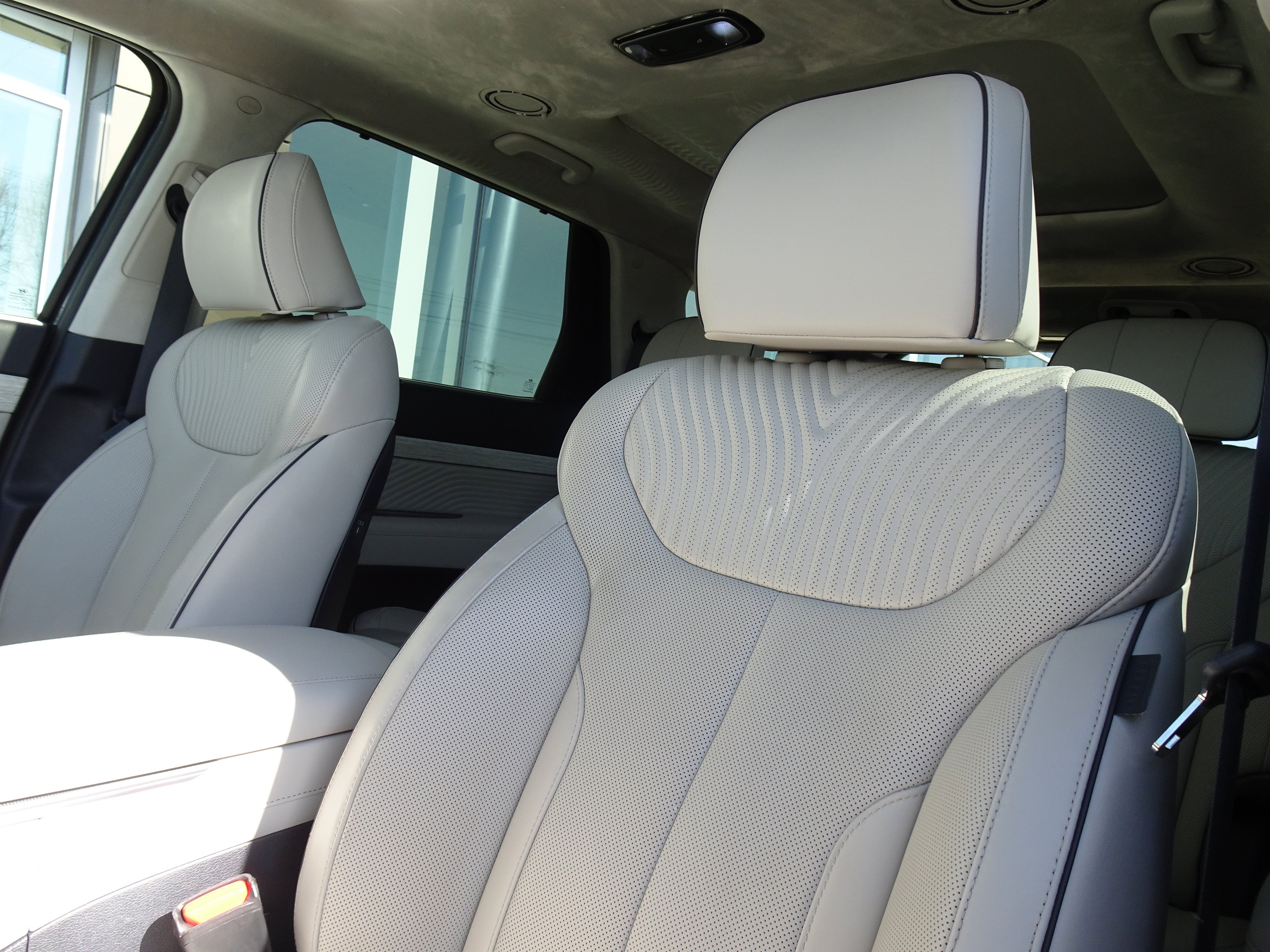 Used 2024 Hyundai Palisade Calligraphy AWD/4WD image 12