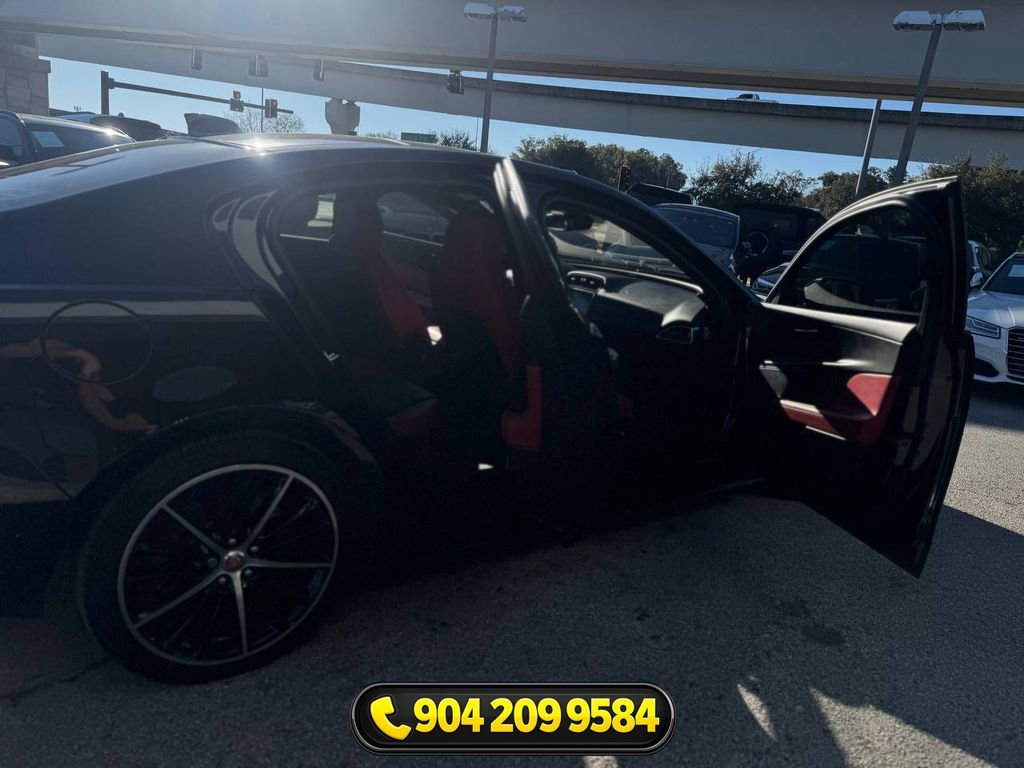 Used 2018 Jaguar XE S image 22