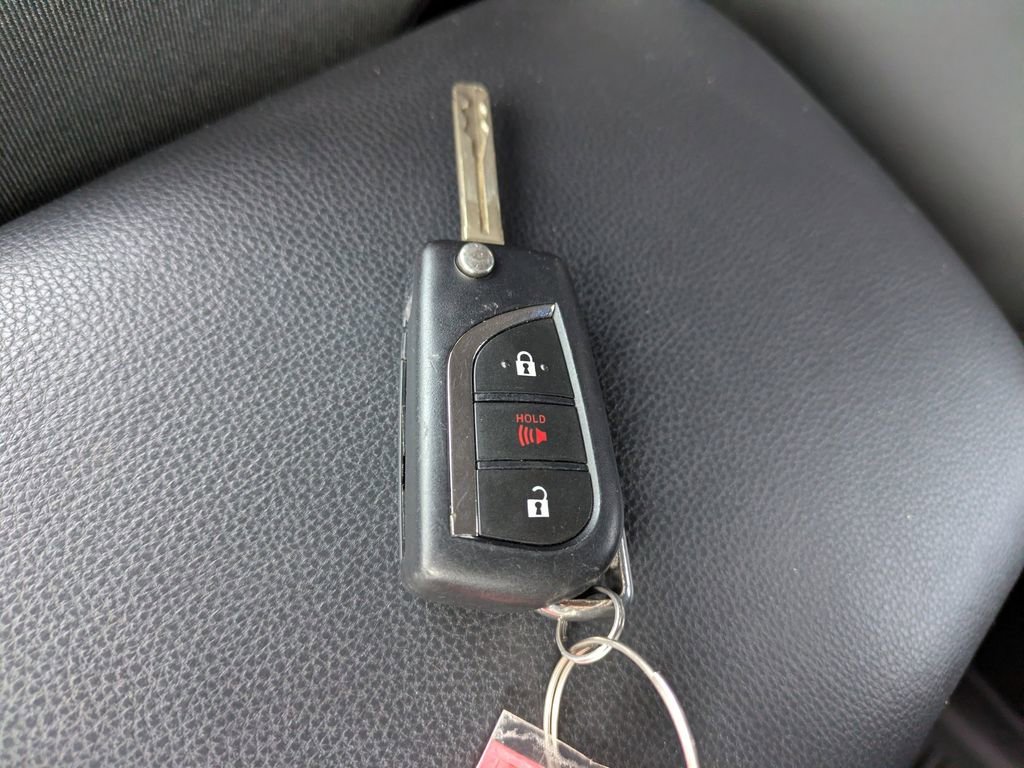 Certified 2024 Toyota RAV4 LE image 25