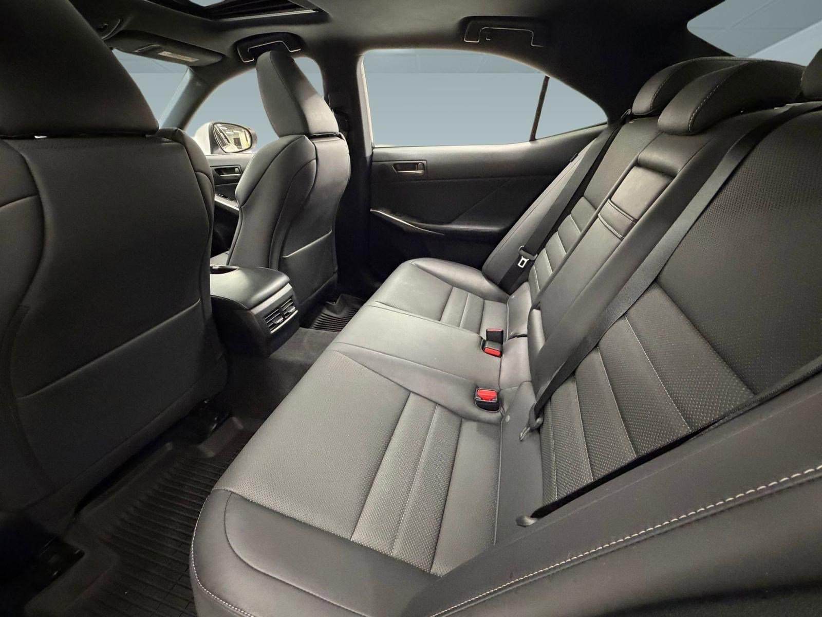 Used 2019 Lexus IS 350 F Sport AWD/4WD image 22