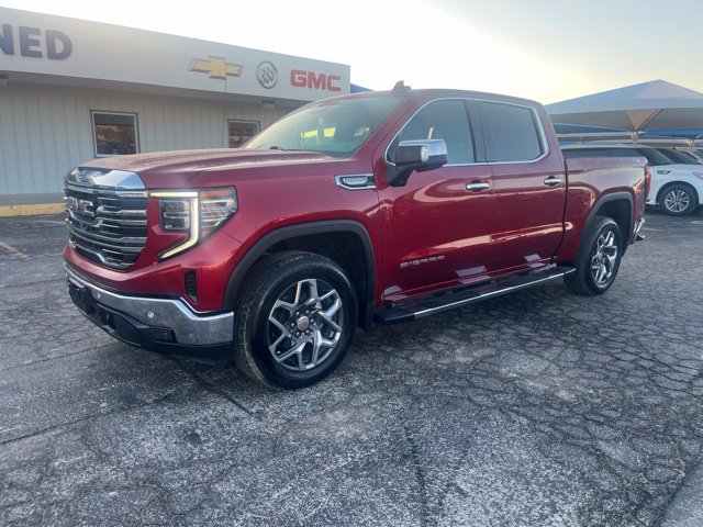 Used 2024 GMC Sierra 1500 SLT AWD/4WD image 1