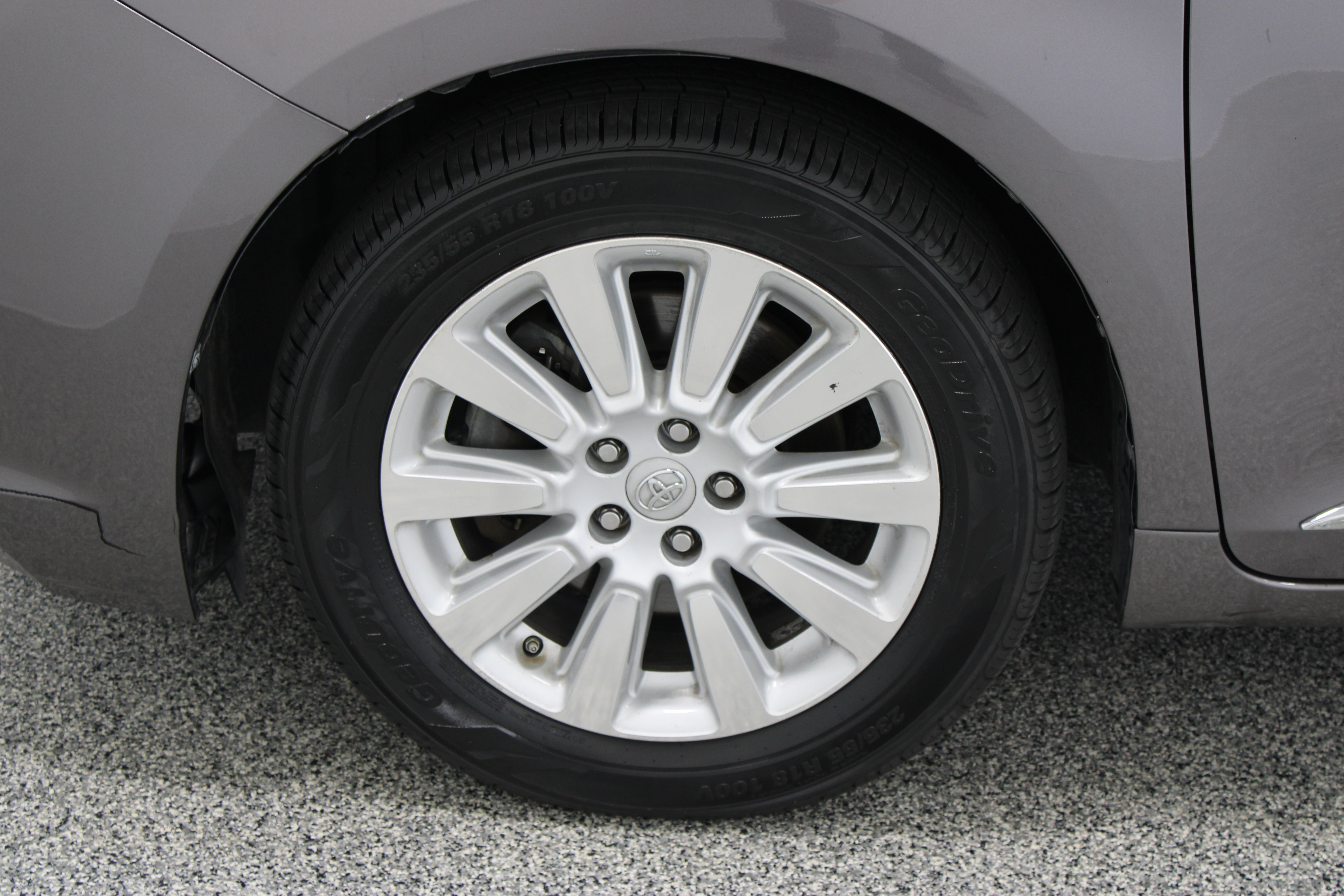 Used 2015 Toyota Sienna XLE AWD/4WD image 11