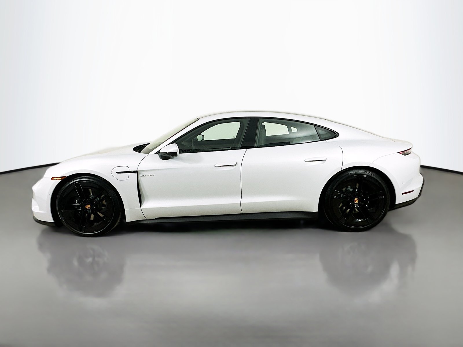 New 2026 Porsche Taycan AWD/4WD image 8