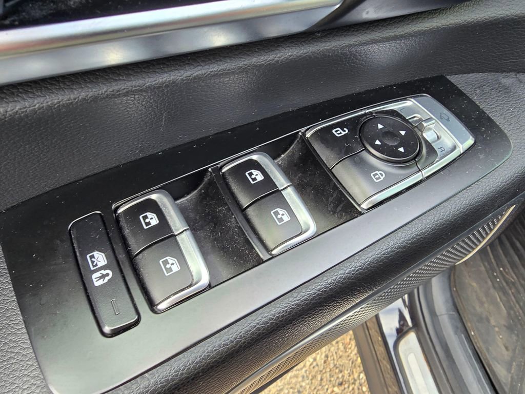 Used 2021 Kia Telluride SX w/ SX Prestige Package image 26