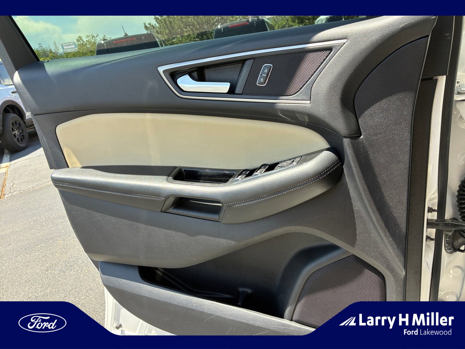 Used 2017 Ford Edge SEL w/ Equipment Group 201A AWD/4WD image 13