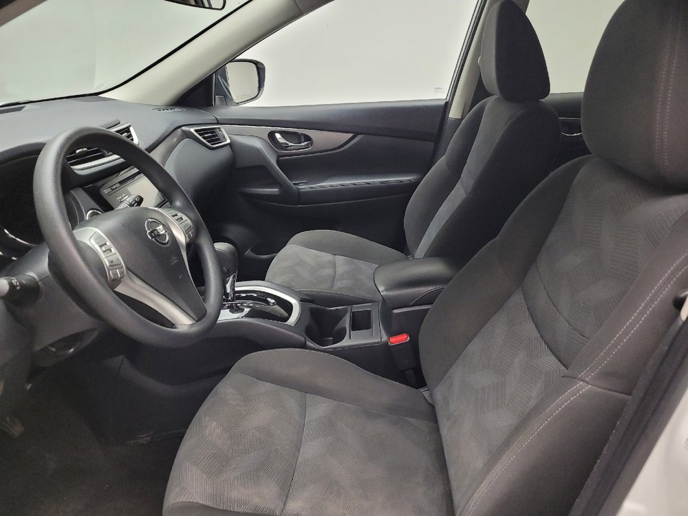 Used 2016 Nissan Rogue SV image 17