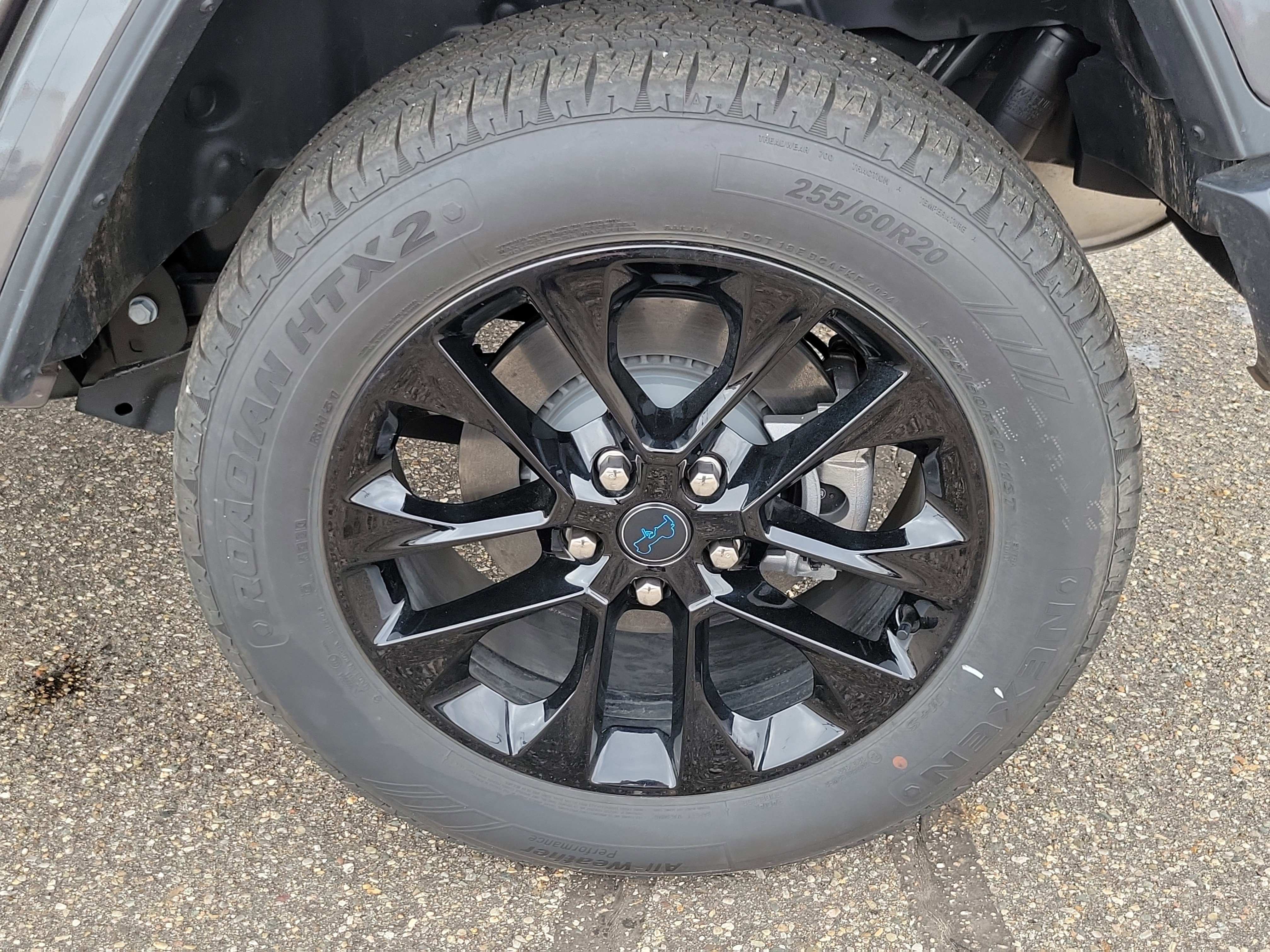 Used 2025 Jeep Wrangler Unlimited Sahara w/ Safety Group image 5