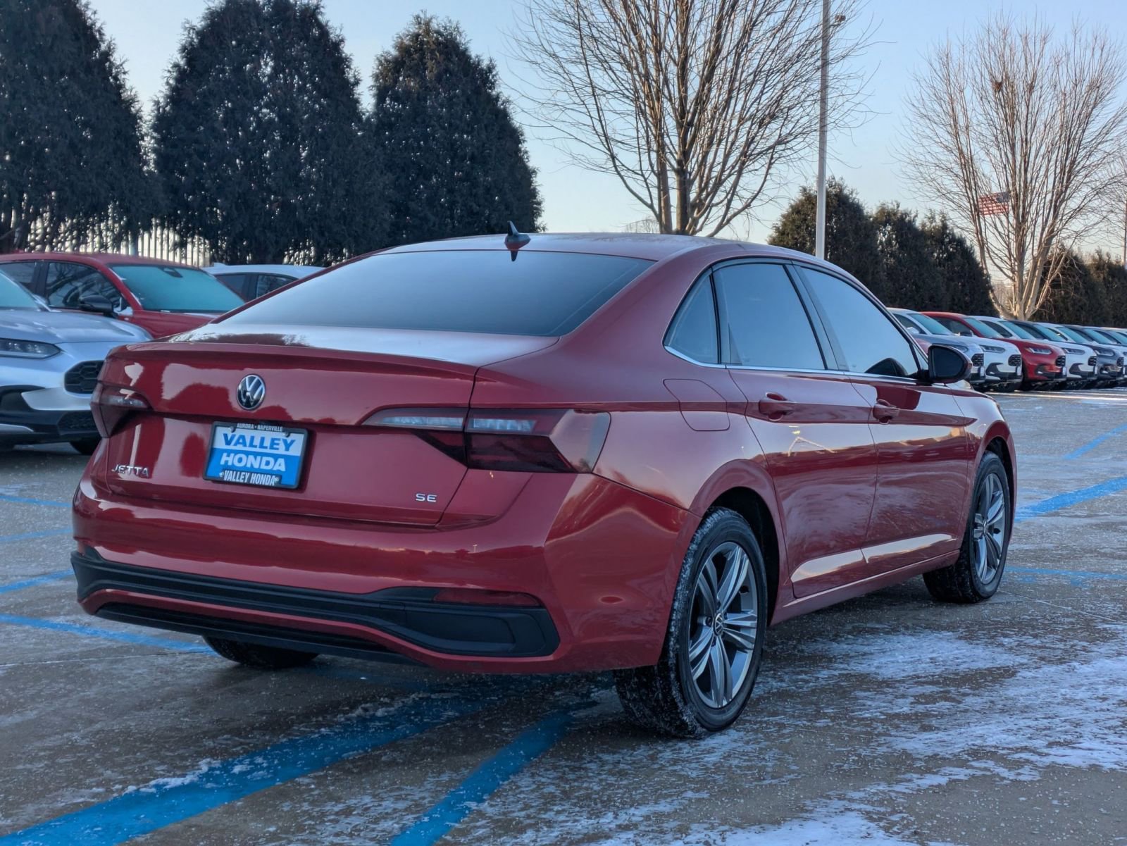 Used 2023 Volkswagen Jetta SE image 6