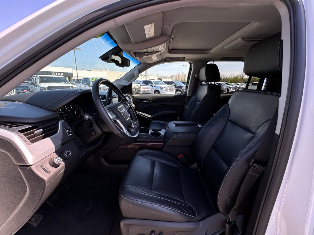 Used 2020 GMC Yukon XL SLT w/ Open Road Package AWD/4WD image 19