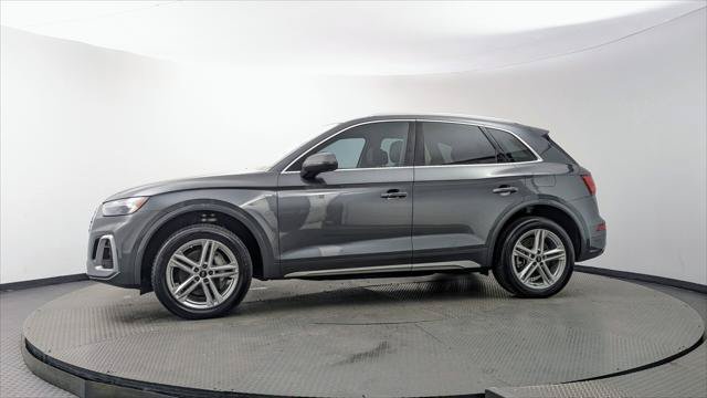 Used 2023 Audi Q5 e Premium Plus w/ Premium Plus Package AWD/4WD image 3