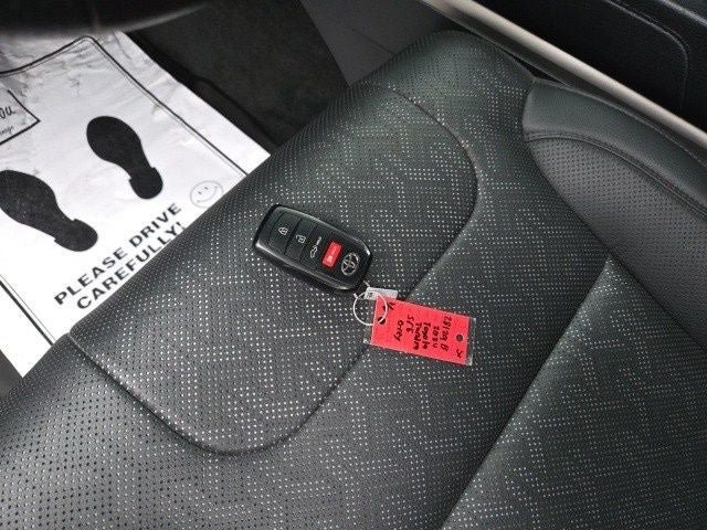 Used 2024 Toyota Tundra SR5 w/ SR5 Premium Package AWD/4WD image 49
