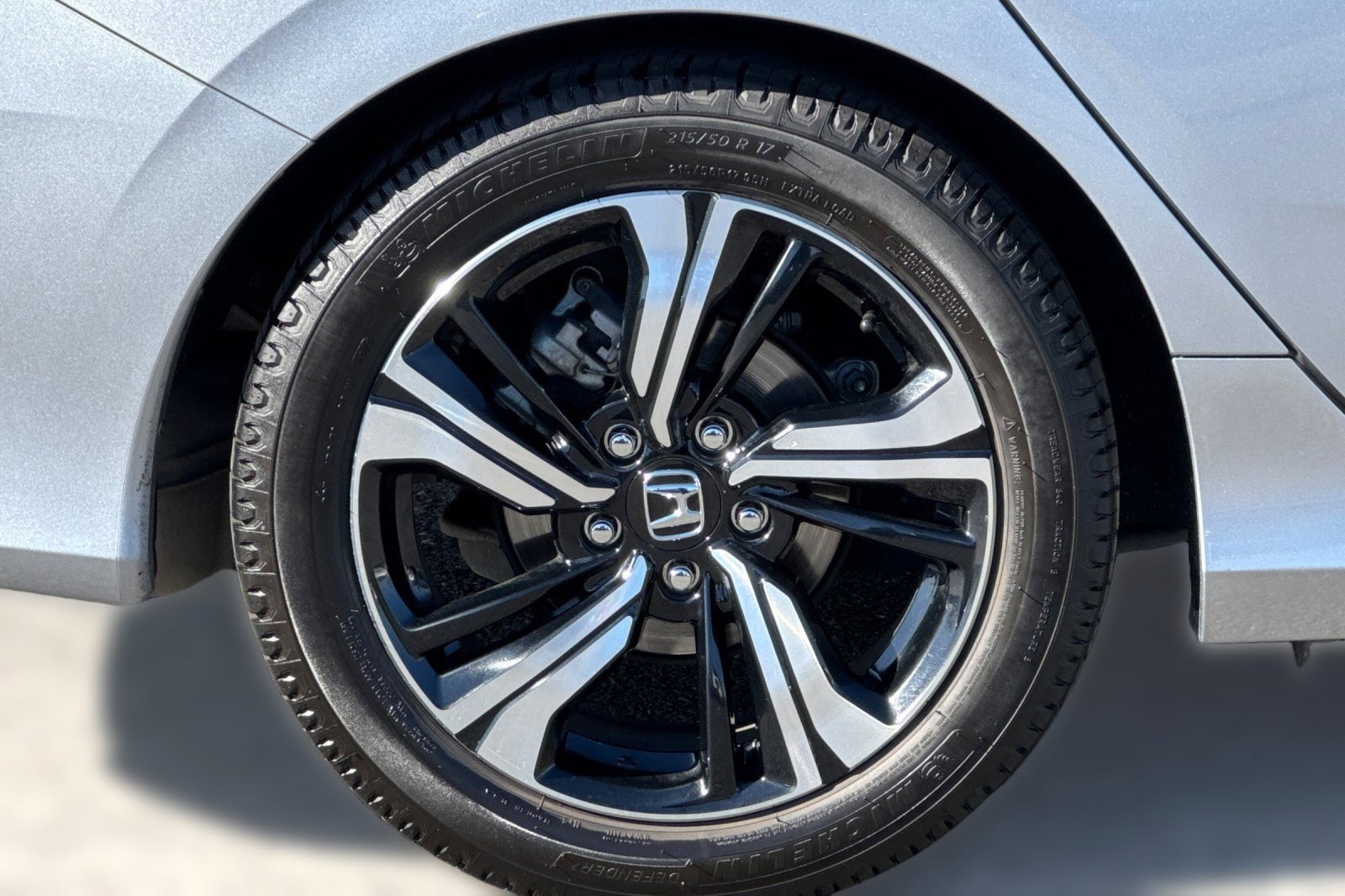 Used 2017 Honda Civic Touring image 11