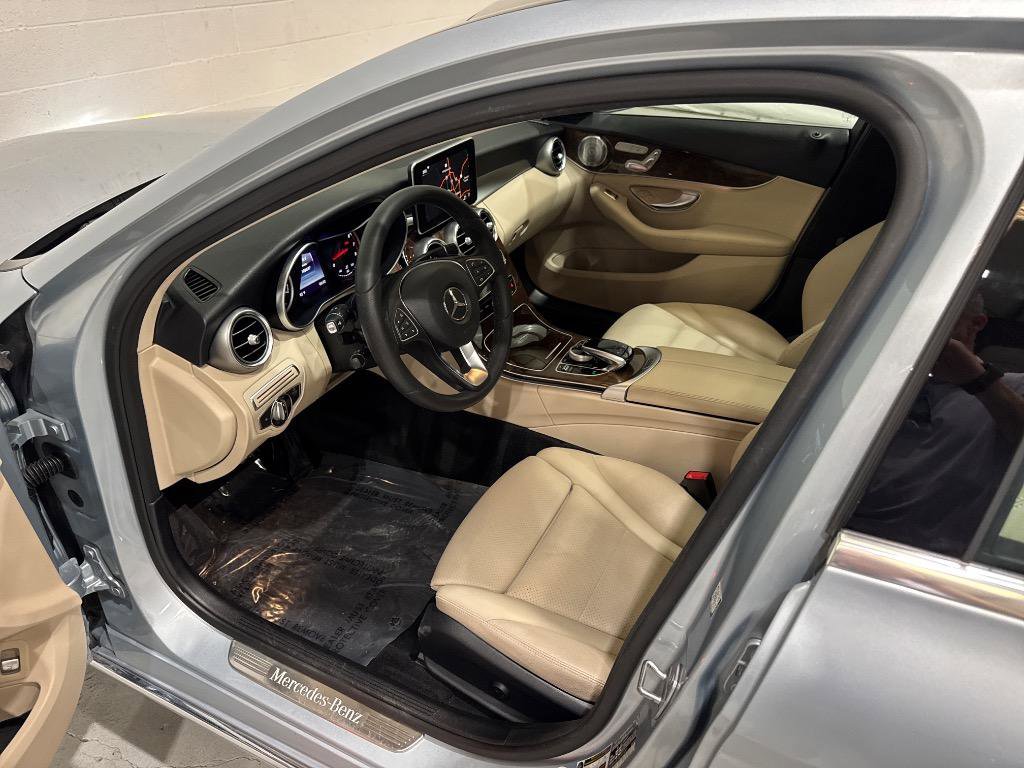 Used 2017 Mercedes-Benz C 300 Sedan image 30