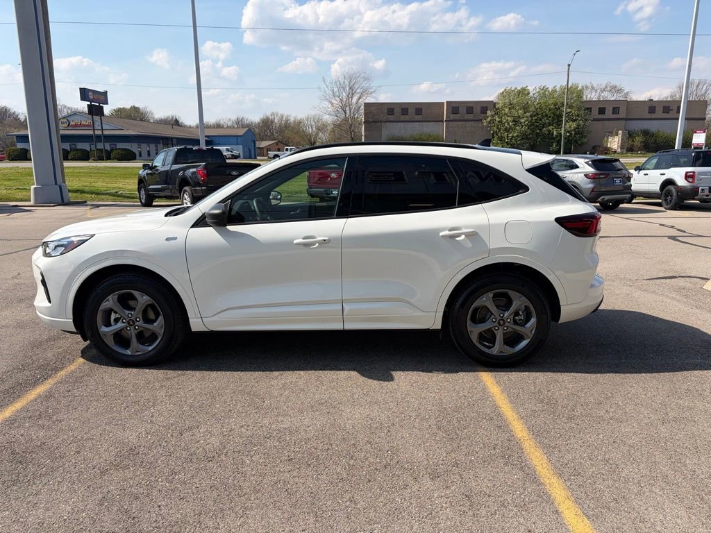 Used 2024 Ford Escape ST-Line w/ Tech Pack #1 AWD/4WD image 33