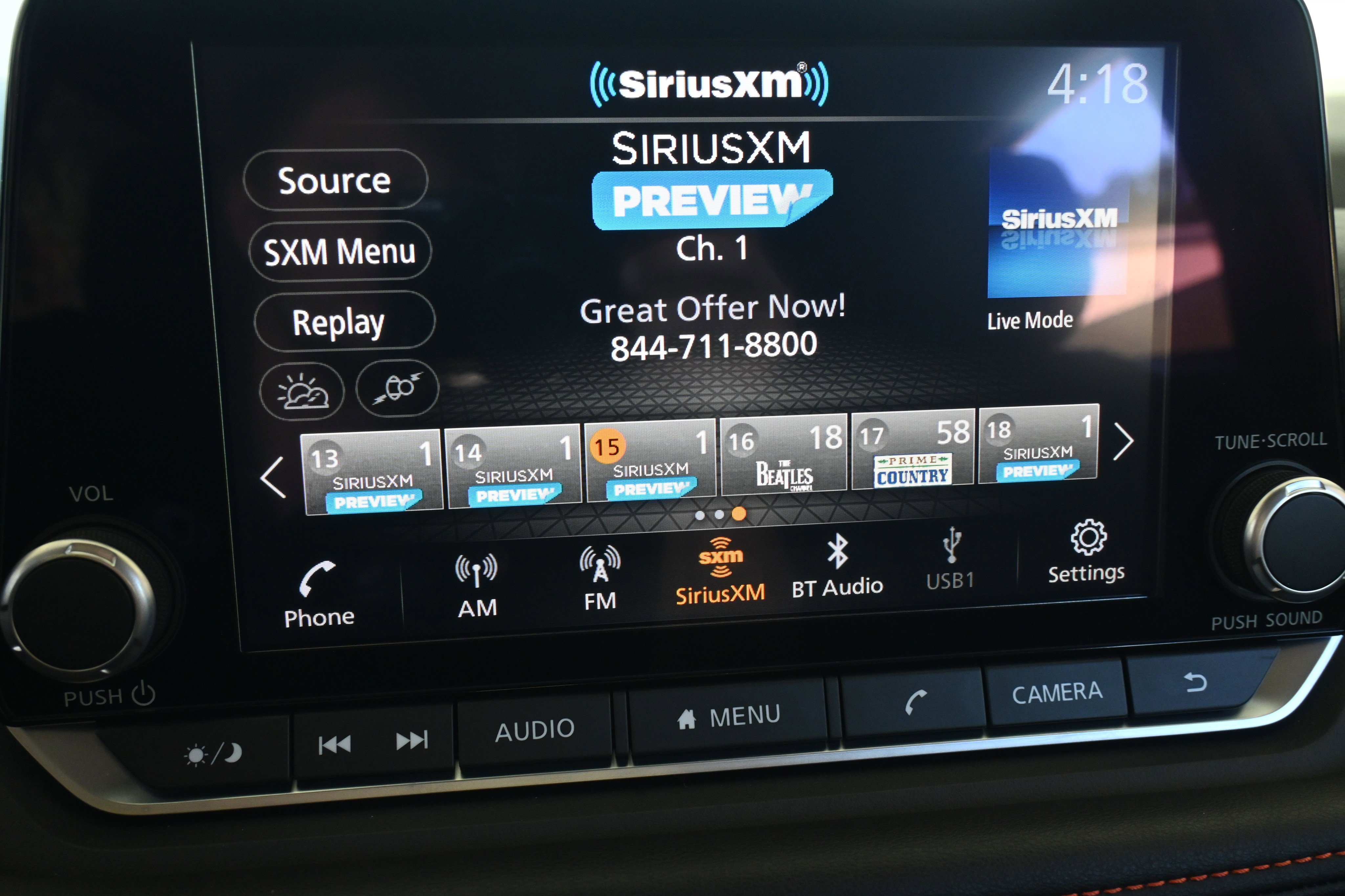 Used 2025 Nissan Rogue SV image 29