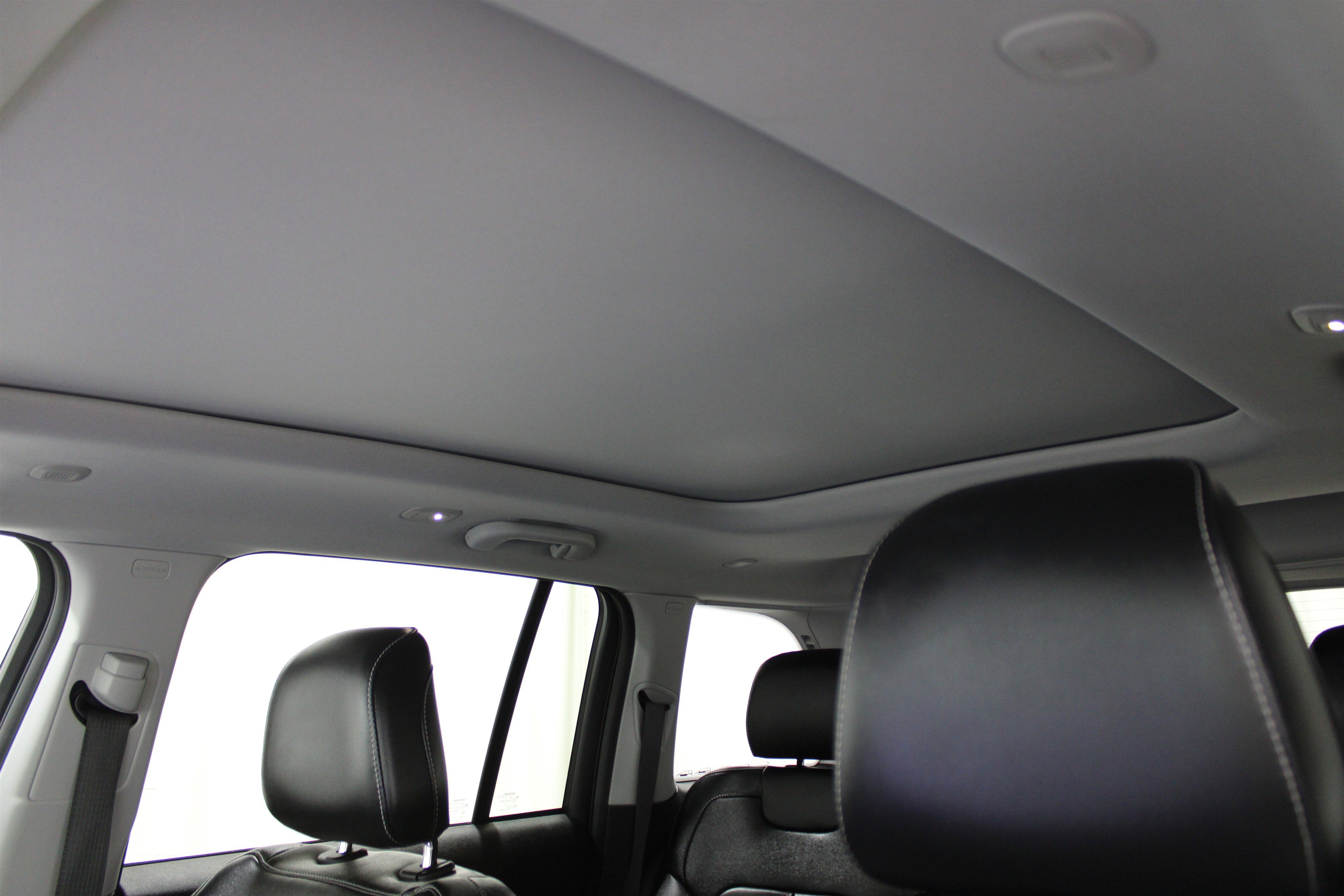 Used 2022 Jeep Grand Cherokee Limited 4xe image 29