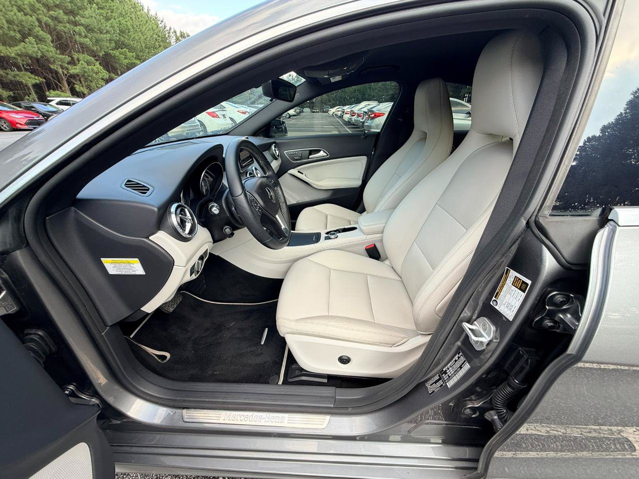 Used 2014 Mercedes-Benz CLA 250 image 10