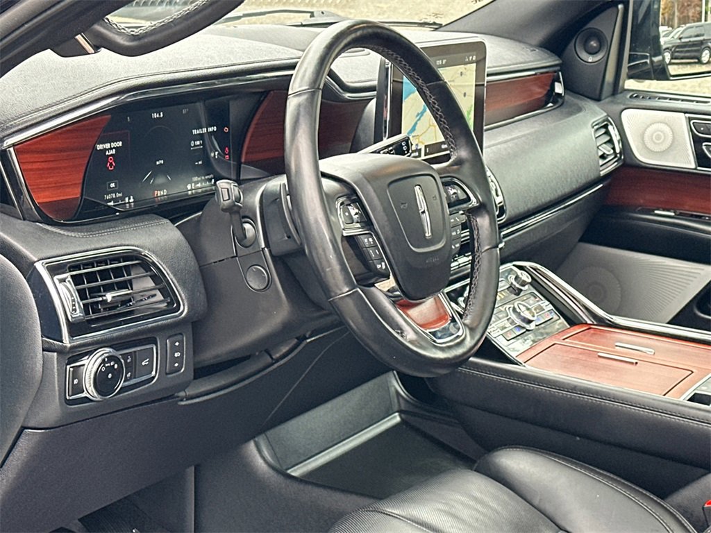 Used 2021 Lincoln Navigator Reserve image 21