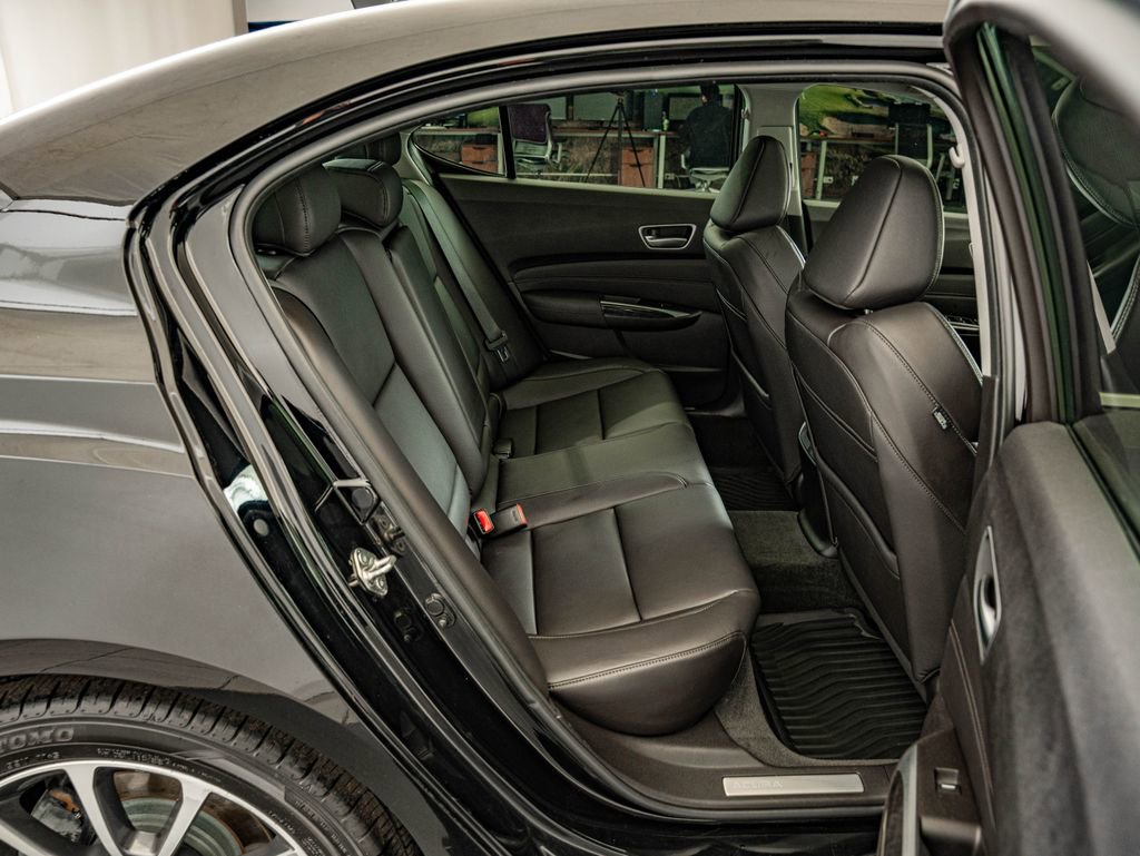 Used 2018 Acura TLX V6 image 33