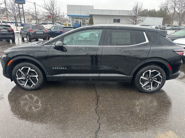 New 2026 Chevrolet Equinox EV LT AWD/4WD image 2