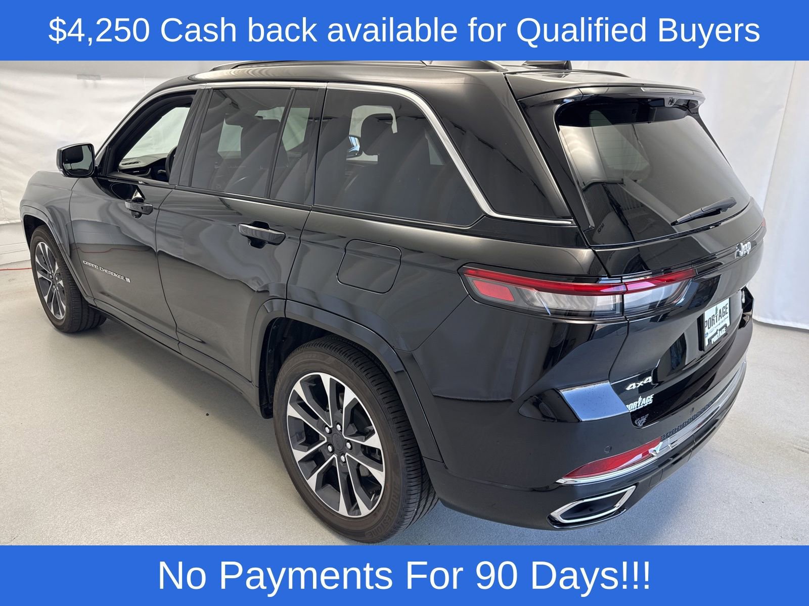 New 2025 Jeep Grand Cherokee Overland w/ Adv Protech Group III image 5