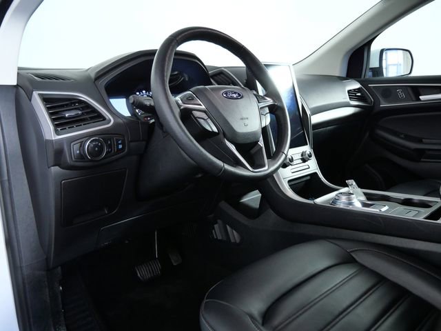 Certified 2024 Ford Edge SEL w/ Convenience Package image 16