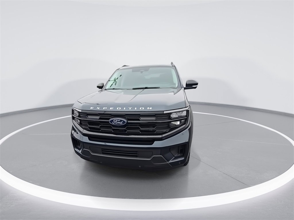 New 2025 Ford Expedition Max Active image 3