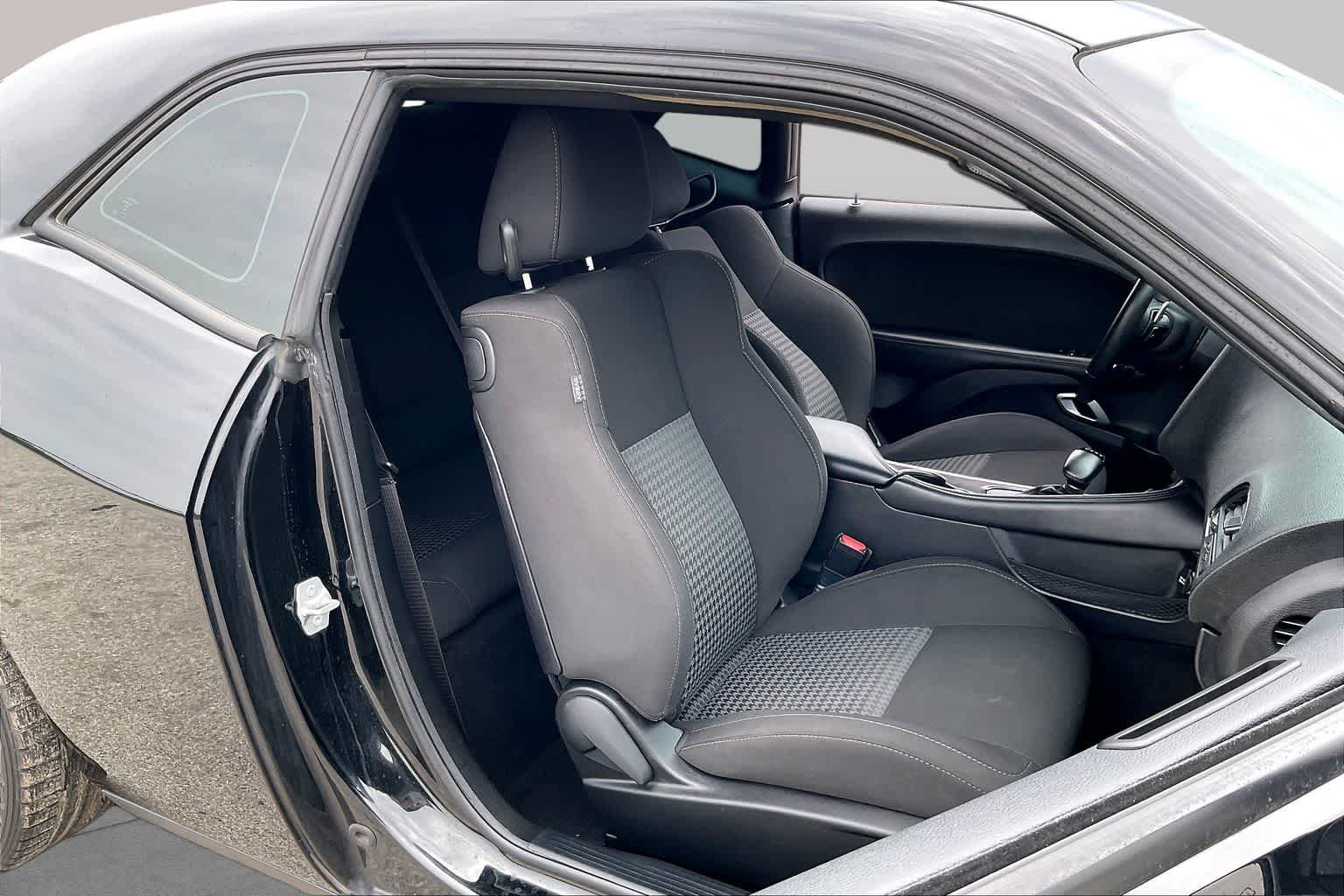 Used 2021 Dodge Challenger GT w/ Blacktop Package RWD image 8