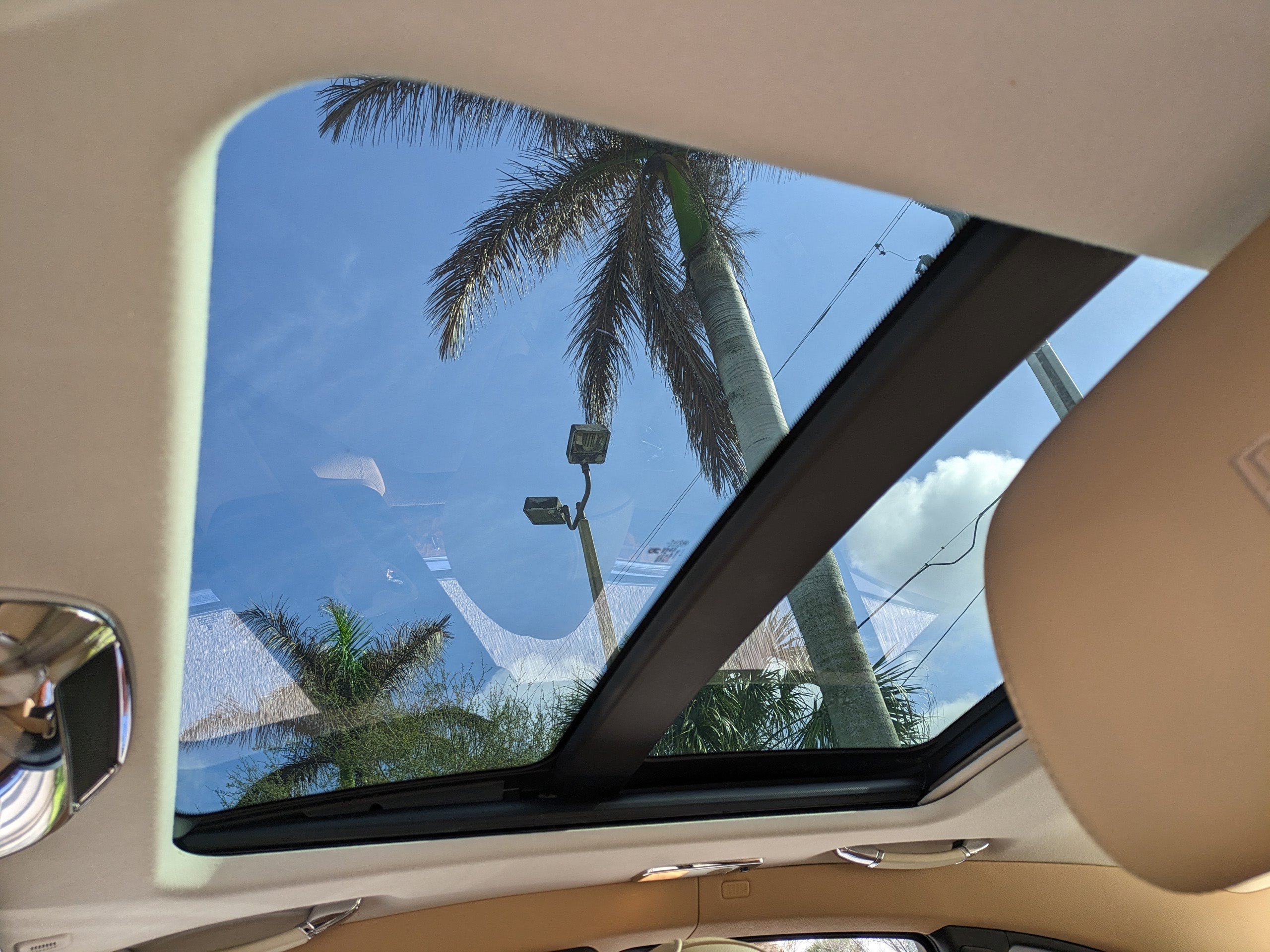 Used 2010 Rolls-Royce Ghost image 23