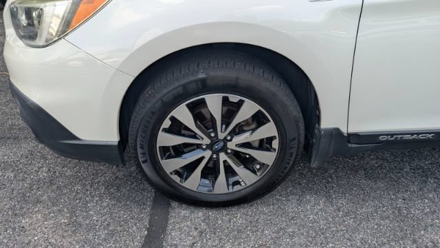 Used 2016 Subaru Outback 2.5i Limited AWD/4WD image 9
