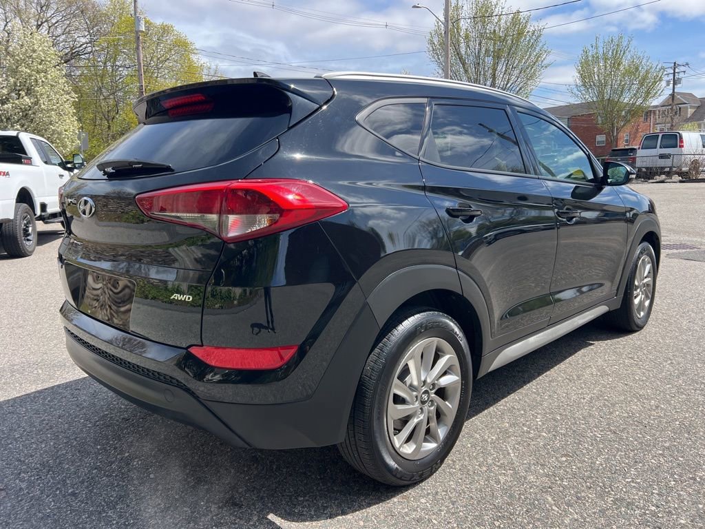 Used 2017 Hyundai Tucson SE Plus AWD/4WD image 5