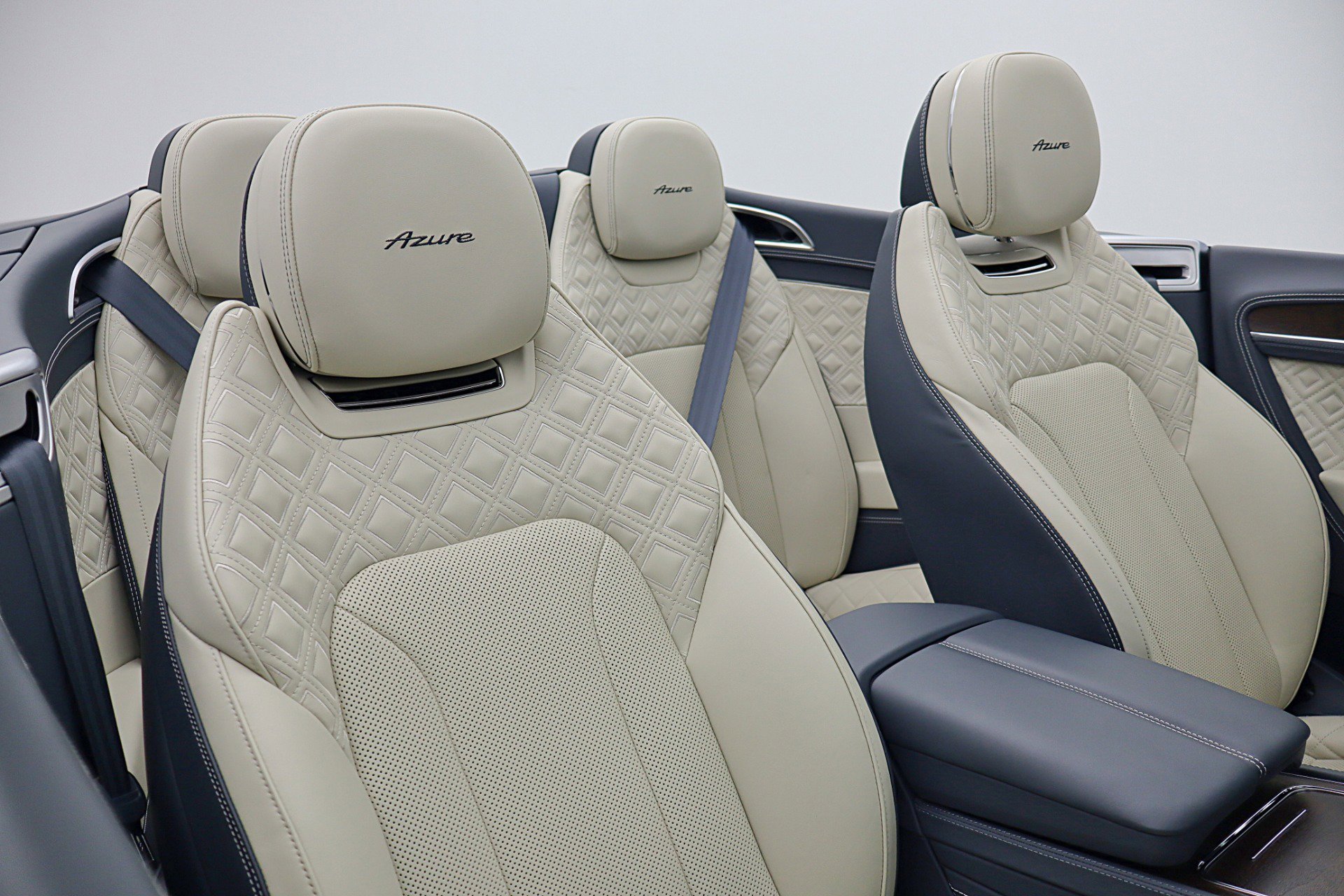 Used 2023 Bentley Continental GT Azure image 41