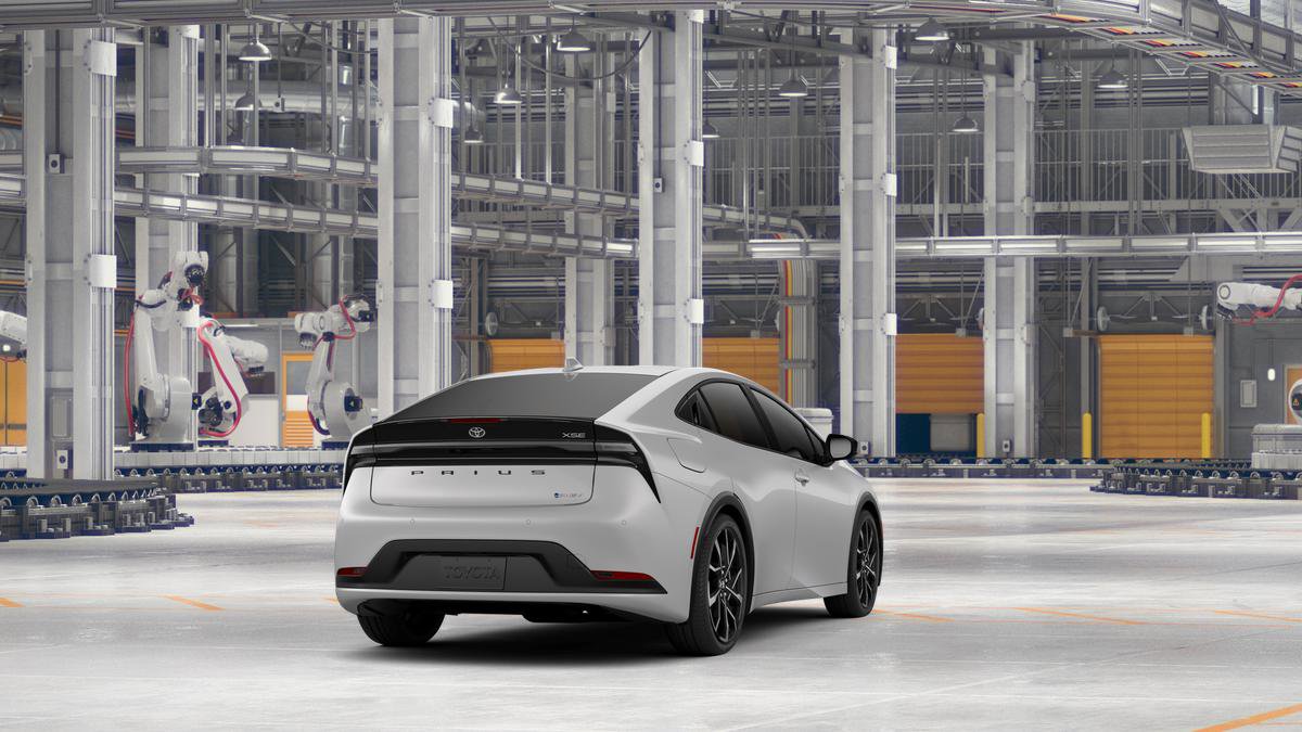 New 2026 Toyota Prius Plug-In Hybrid image 9