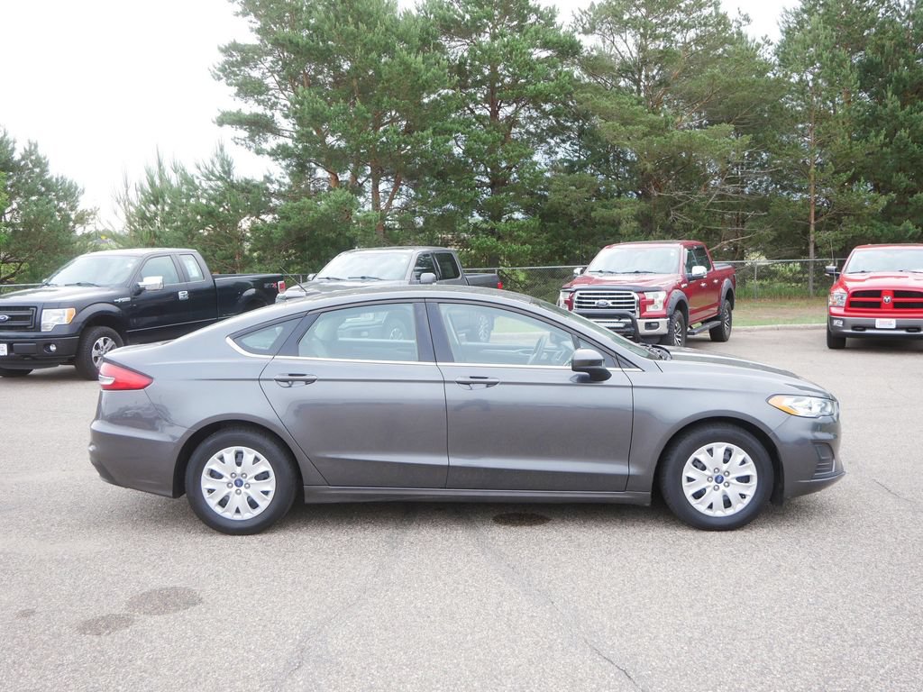 Certified 2019 Ford Fusion S FWD image 5