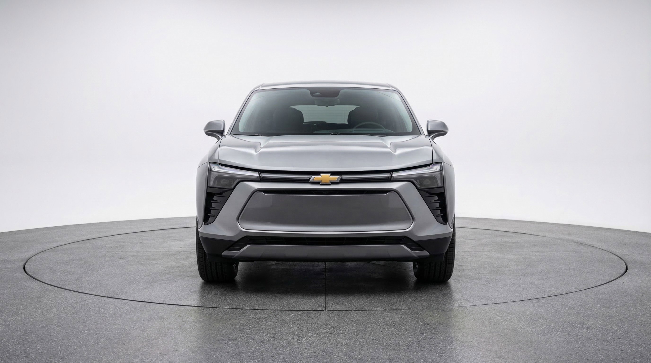 Used 2025 Chevrolet Blazer LT image 2