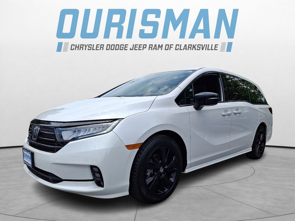 Used 2023 Honda Odyssey Sport image 3
