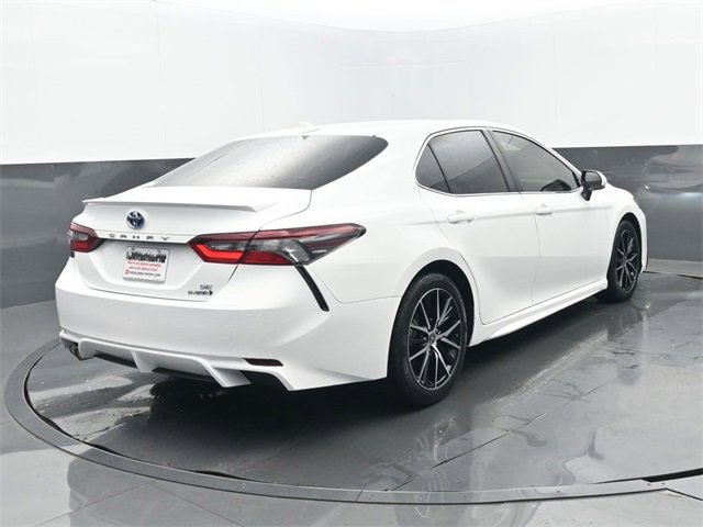 Used 2024 Toyota Camry SE image 20