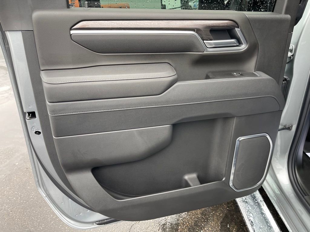 Used 2026 Chevrolet Silverado 2500 LTZ w/ LTZ Premium Package image 20