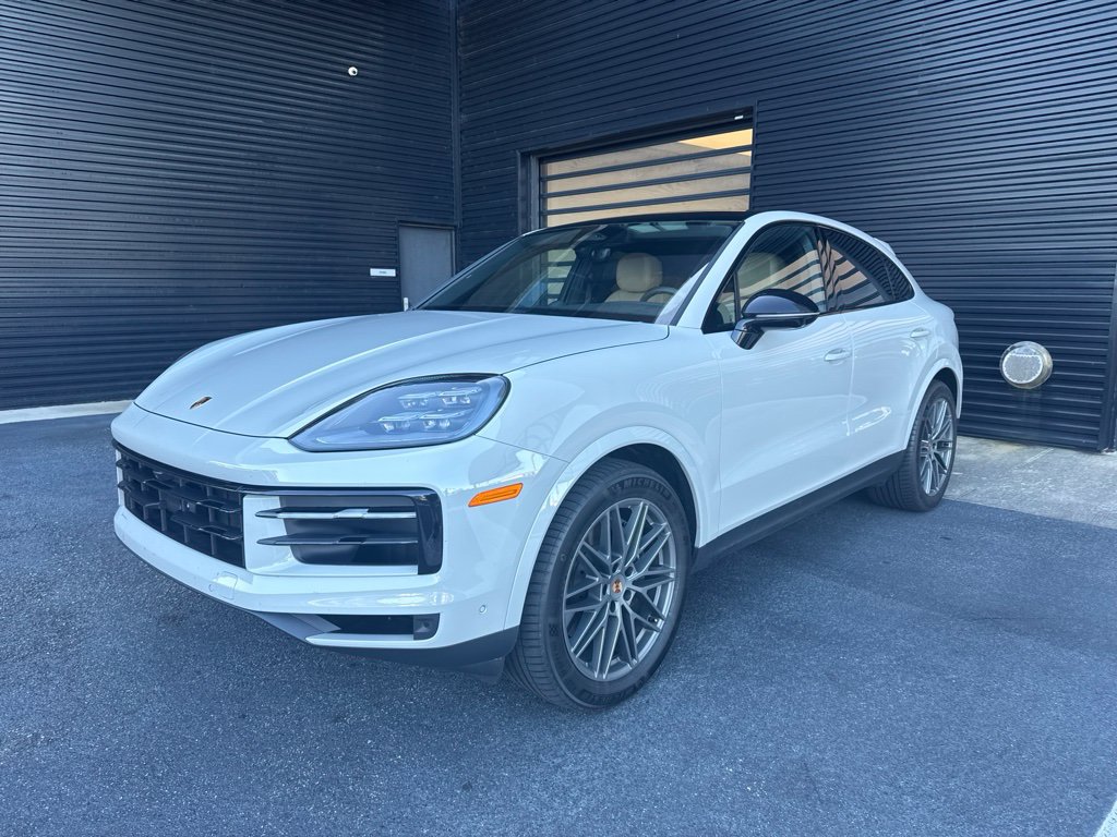 Certified 2026 Porsche Cayenne Coupe AWD/4WD image 1