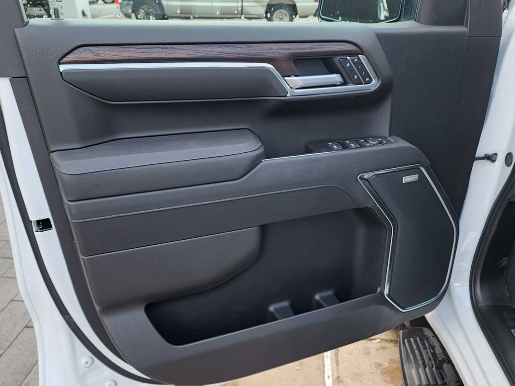 New 2026 GMC Sierra 1500 SLT w/ SLT Premium Plus Package image 14