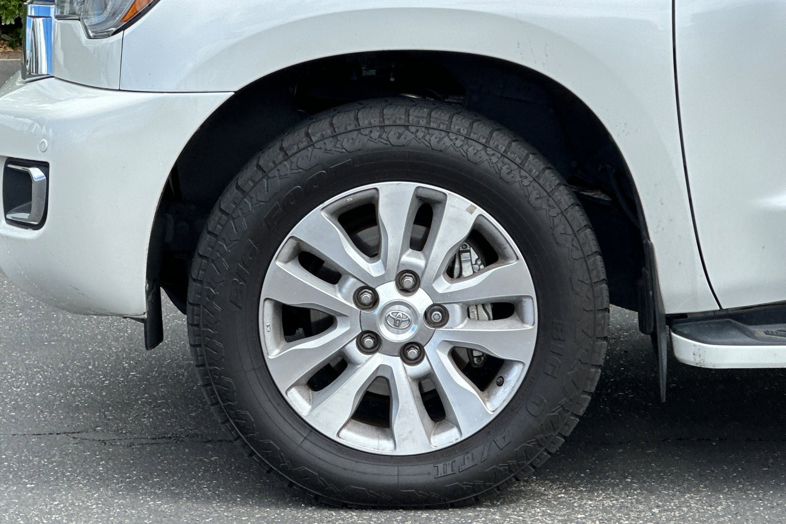 Used 2021 Toyota Sequoia Platinum AWD/4WD image 28