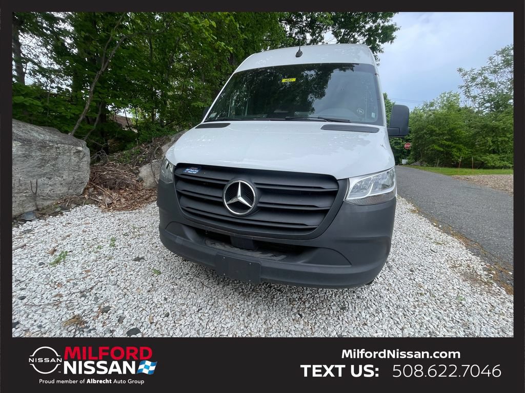 Used 2025 Mercedes-Benz Sprinter 2500 image 7