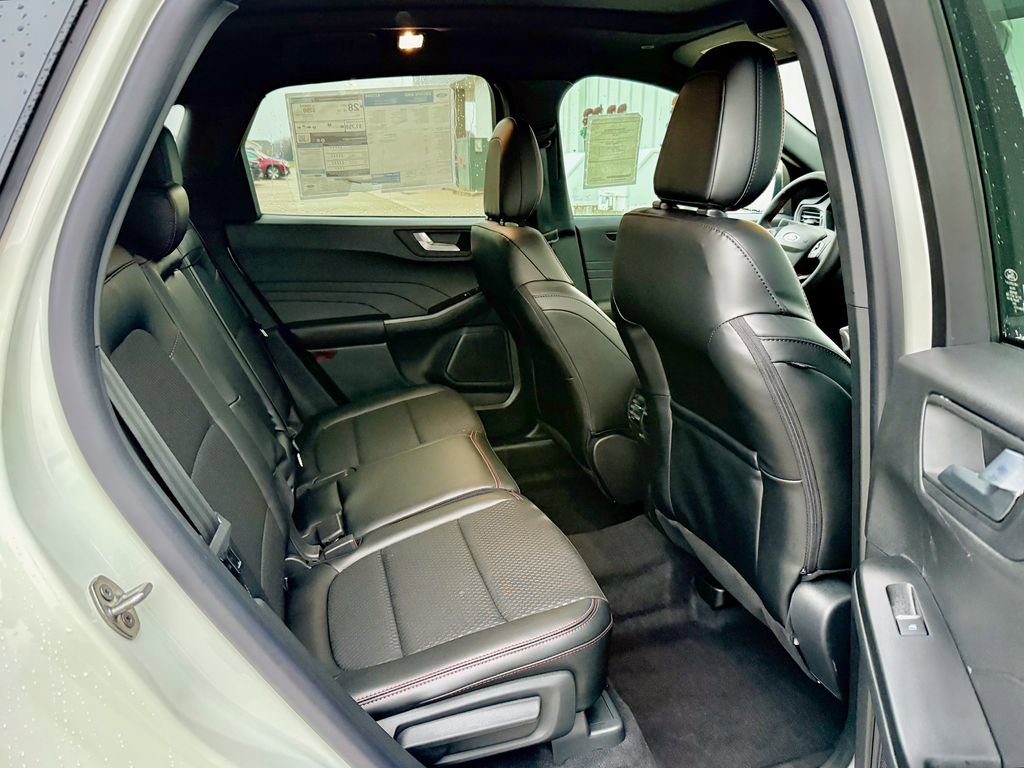 New 2026 Ford Escape ST-Line w/ Tech Pack #1 image 18
