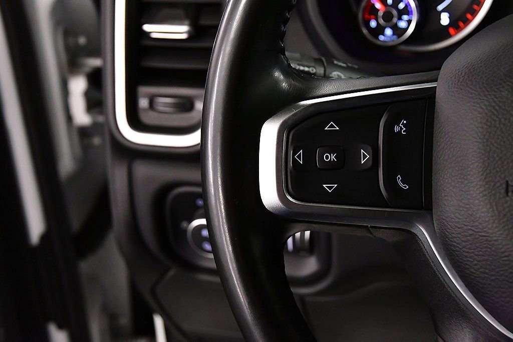 Used 2024 RAM 3500 Big Horn image 25