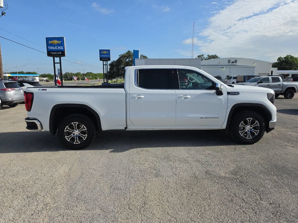 Used 2024 GMC Sierra 1500 SLE AWD/4WD image 5